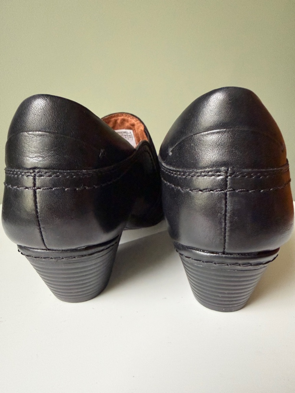 Cobb Hill Black Leather Slip-On Heels Comfort Loafers Size 9 CH1740 EUC - Picture 10 of 12